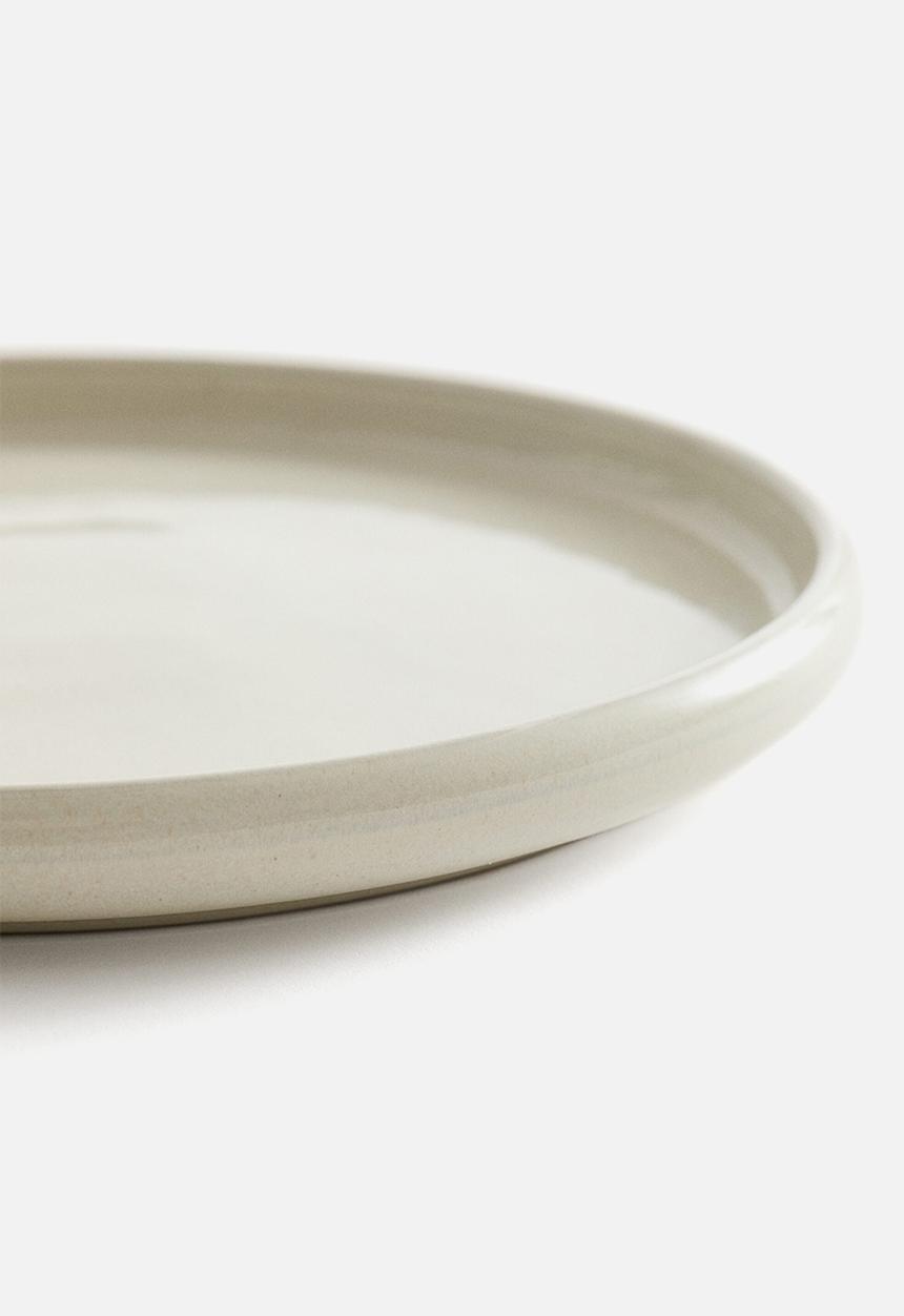 H&M - Stoneware starter plate - white
