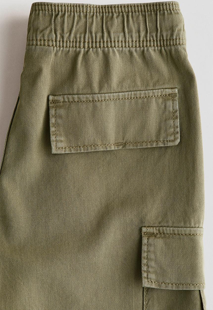 H&M - Cargo twill shorts - khaki green