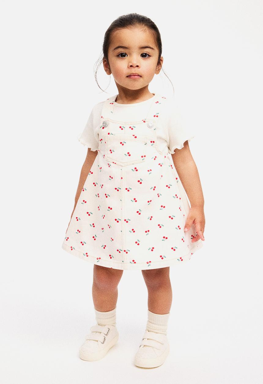 H&M - 2-piece dungaree dress and top set - light beige/cherries