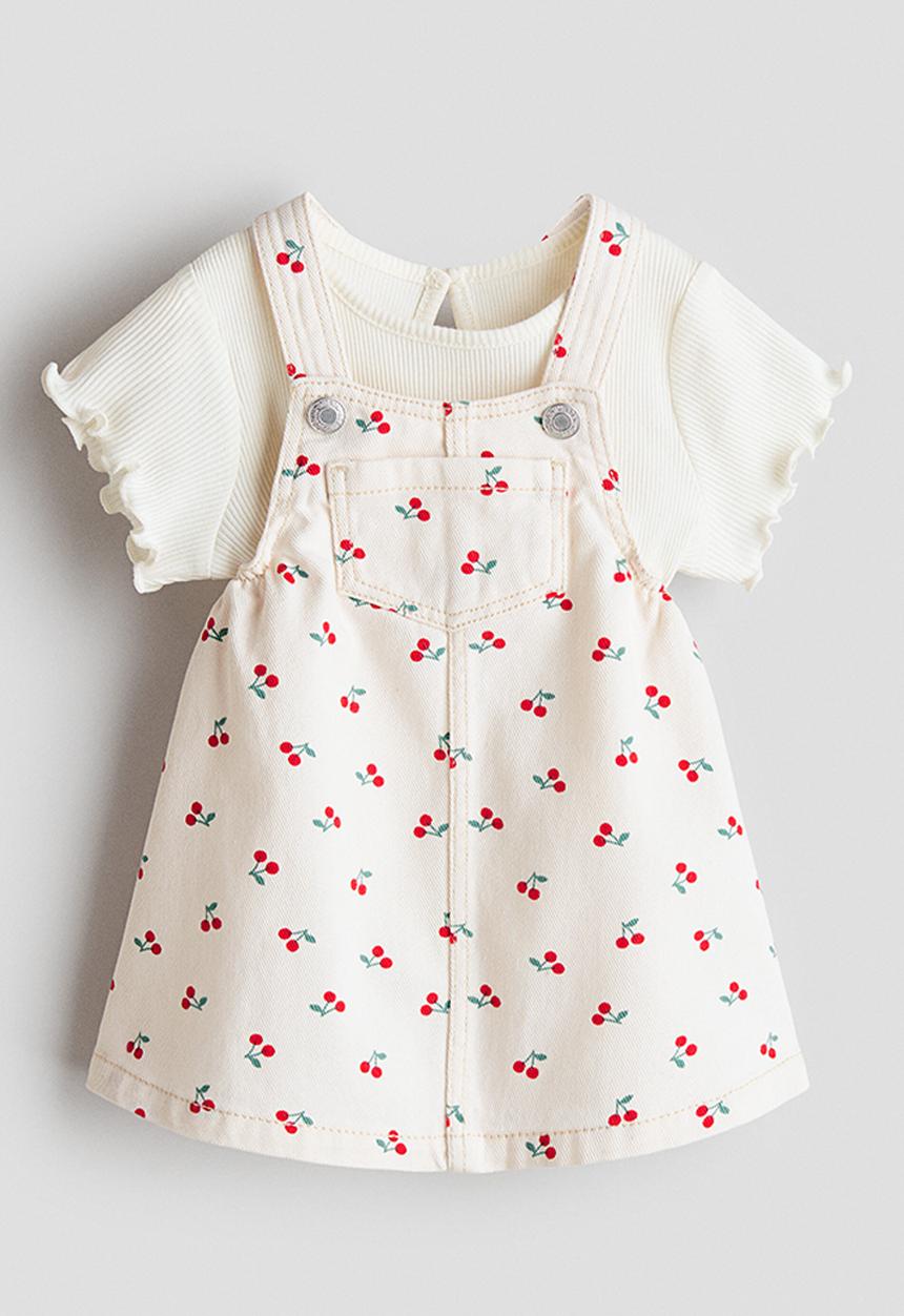 H&M - 2-piece dungaree dress and top set - light beige/cherries