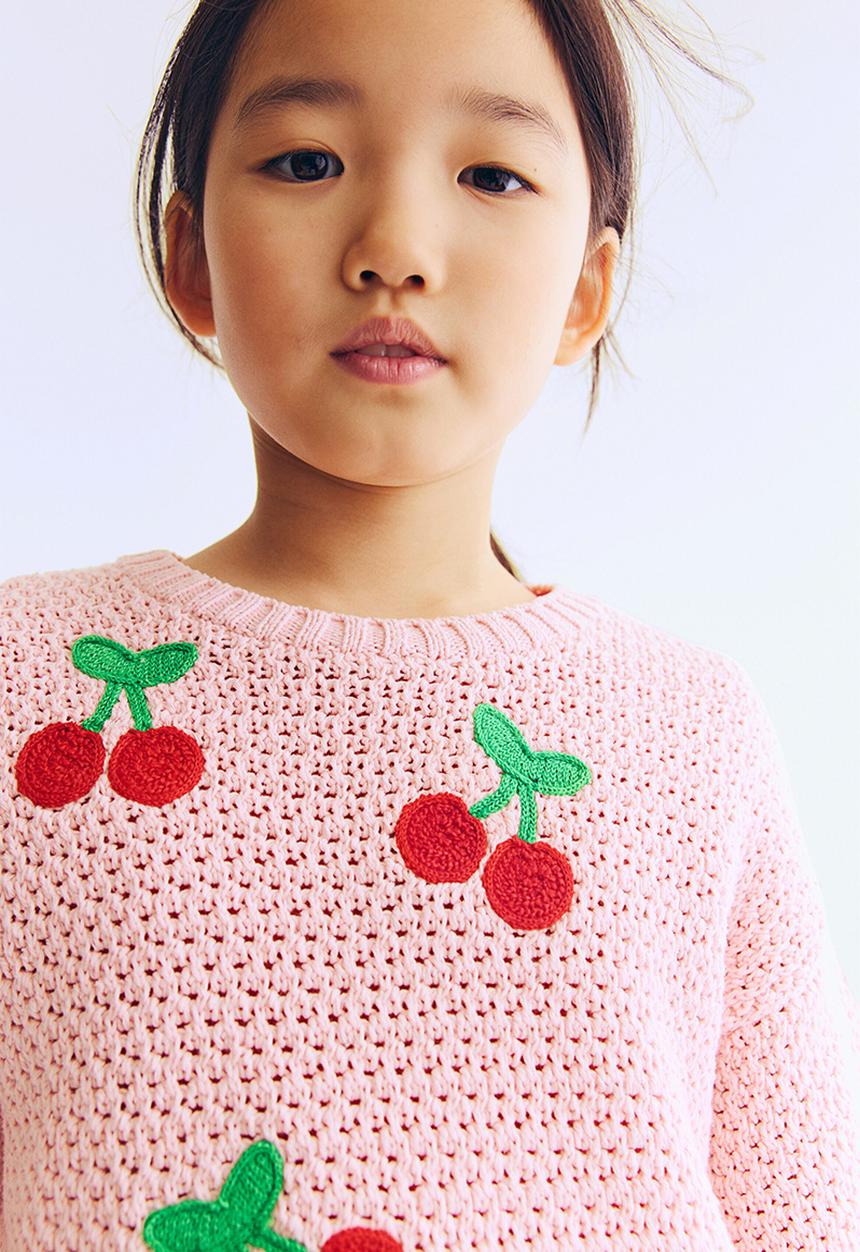 H&M - Hole-knit jumper - light pink/cherries