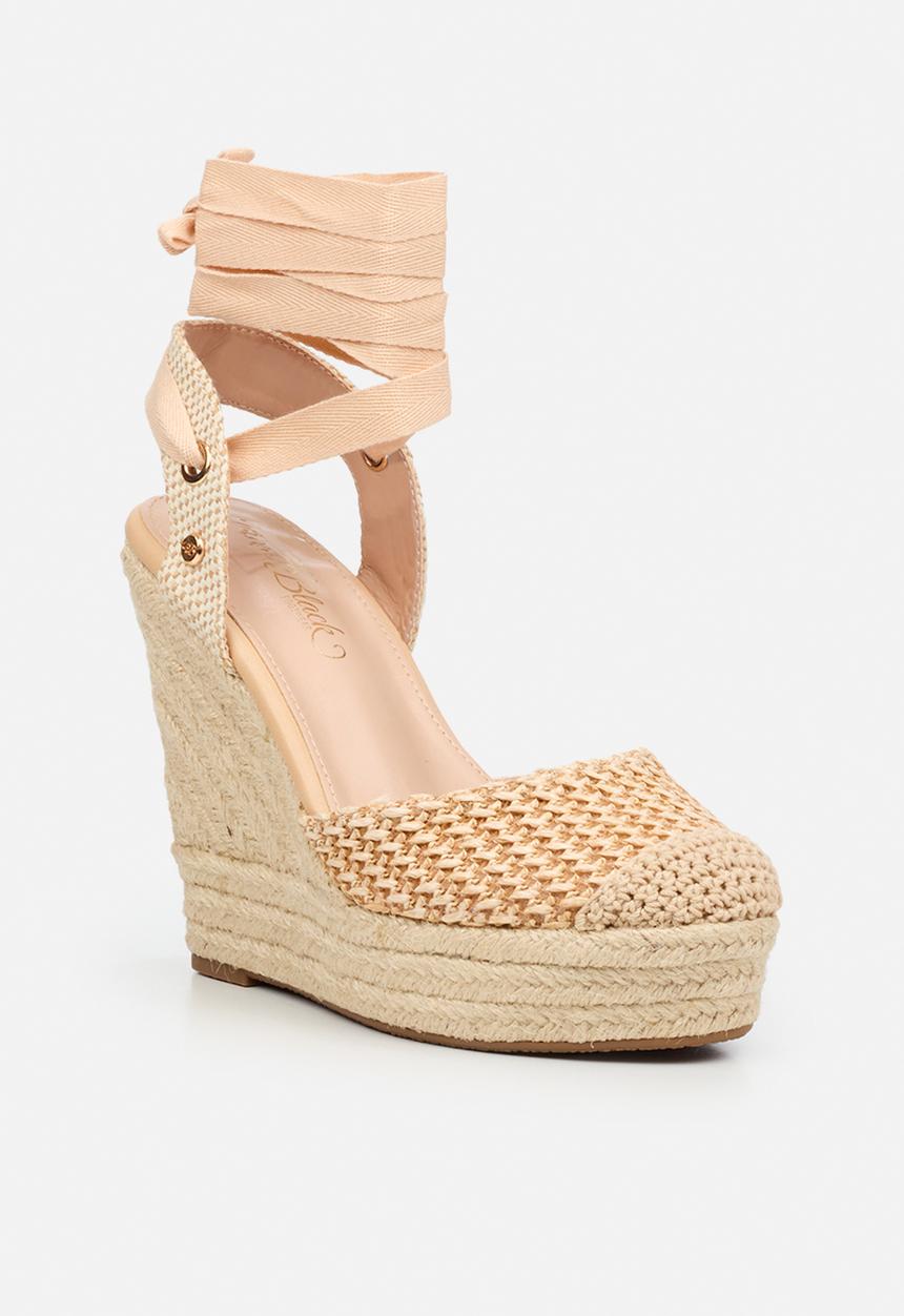 Miss Black - Moniker  raffia platform wedge - natural
