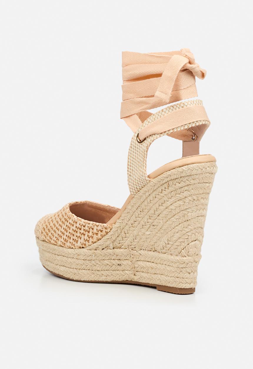Miss Black - Moniker  raffia platform wedge - natural