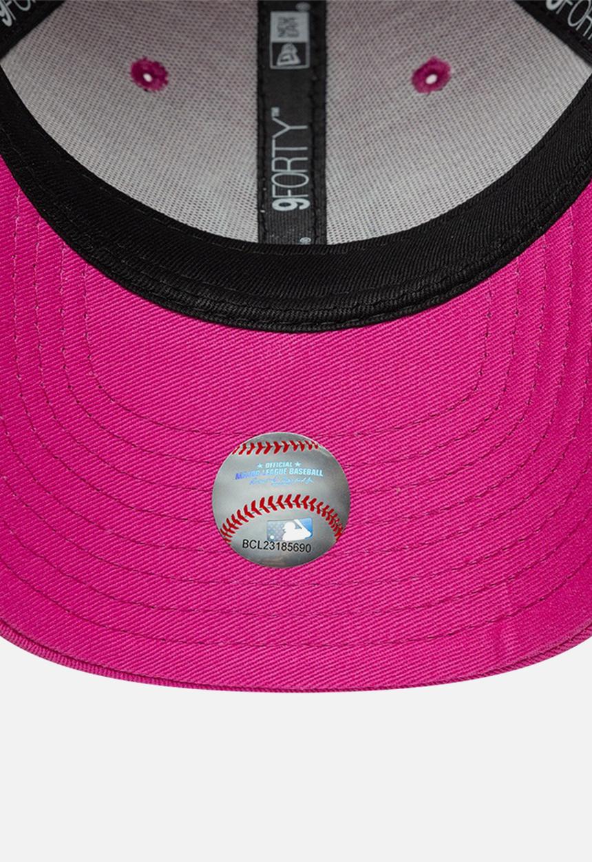 New Era - 940 kids league essential neyyan - pink