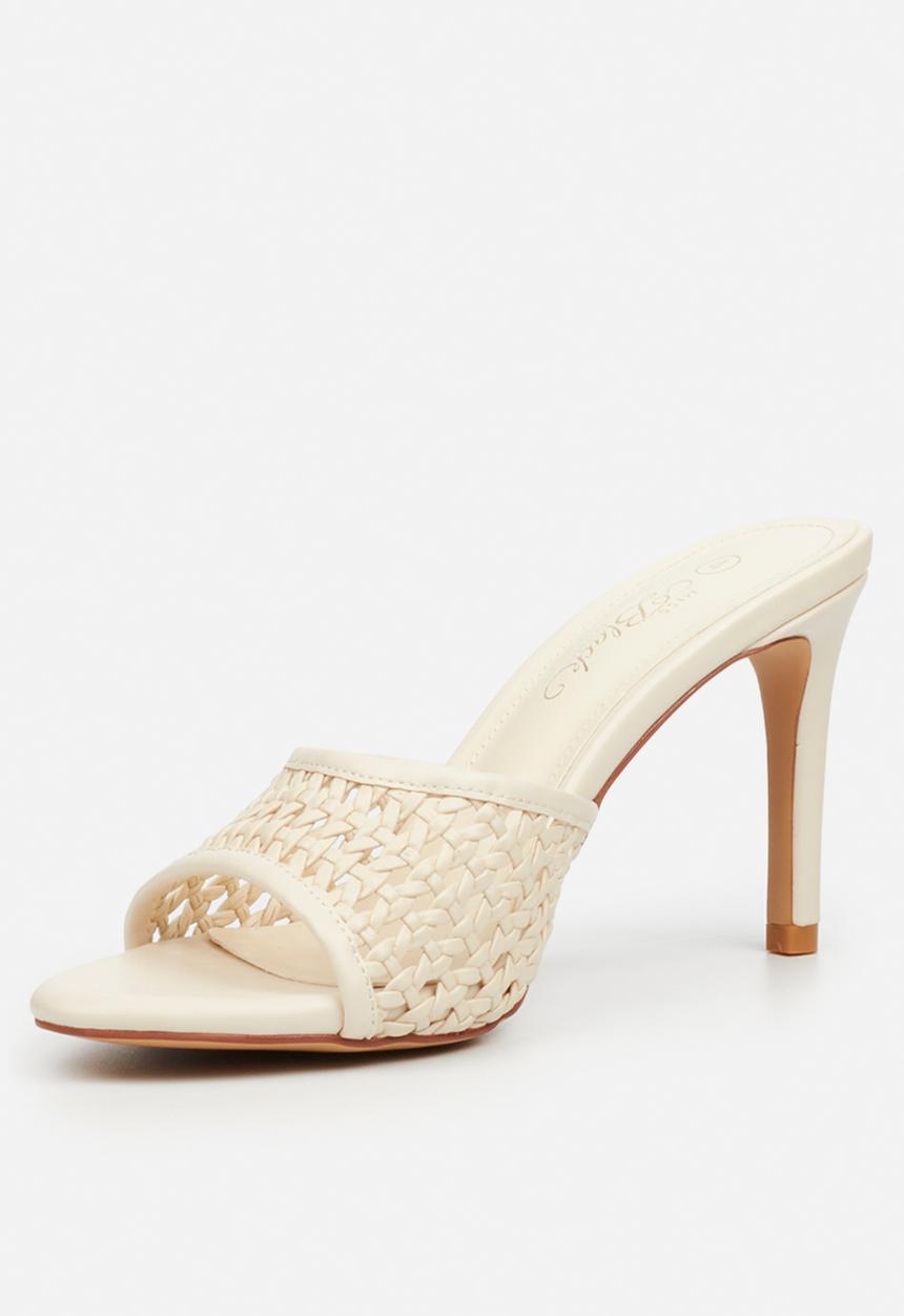 Miss Black - Nelly 8 macrame heel - ivory