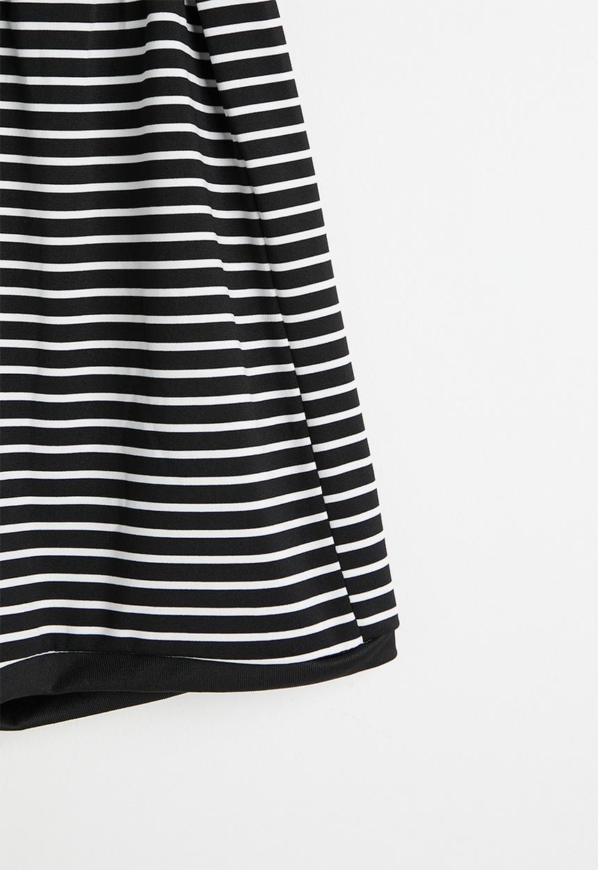Pop Candy - Tee and shorts - black stripes