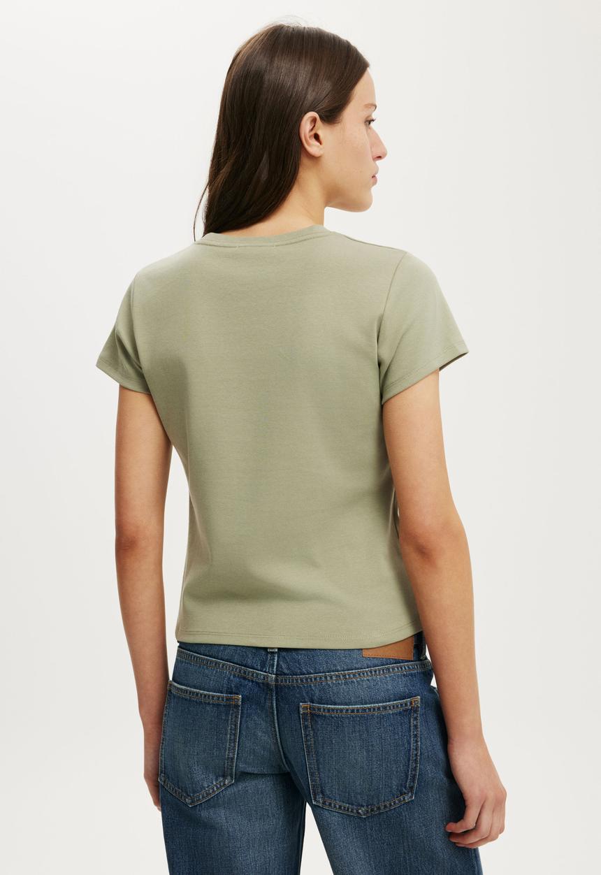 Cotton On - 90s Baby Tee - Pale Eucalyptus