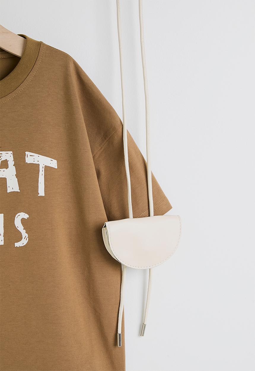 Pop Candy - Slogan crew neck tee with mini pouch - camel brown/cream