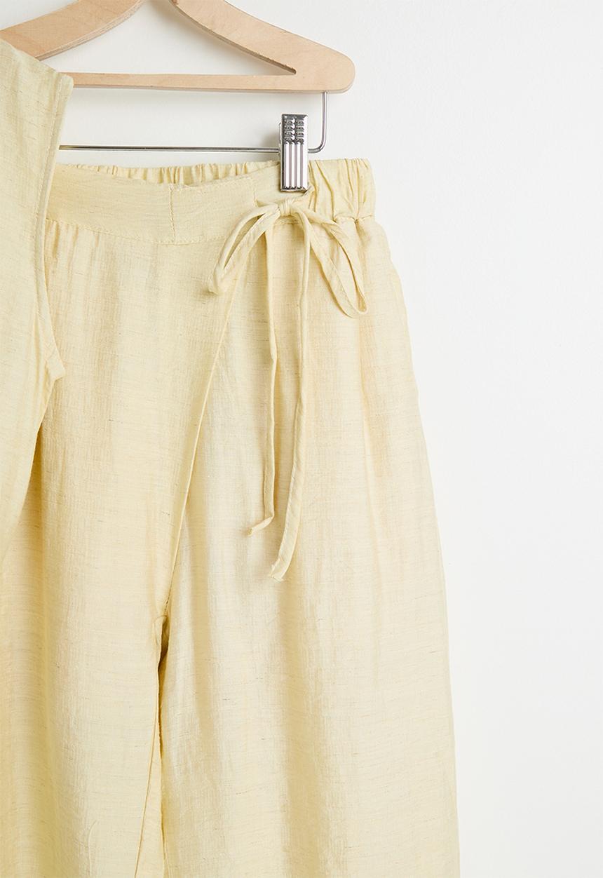 Pop Candy - Sleeveless top with cami & pants - beige/white