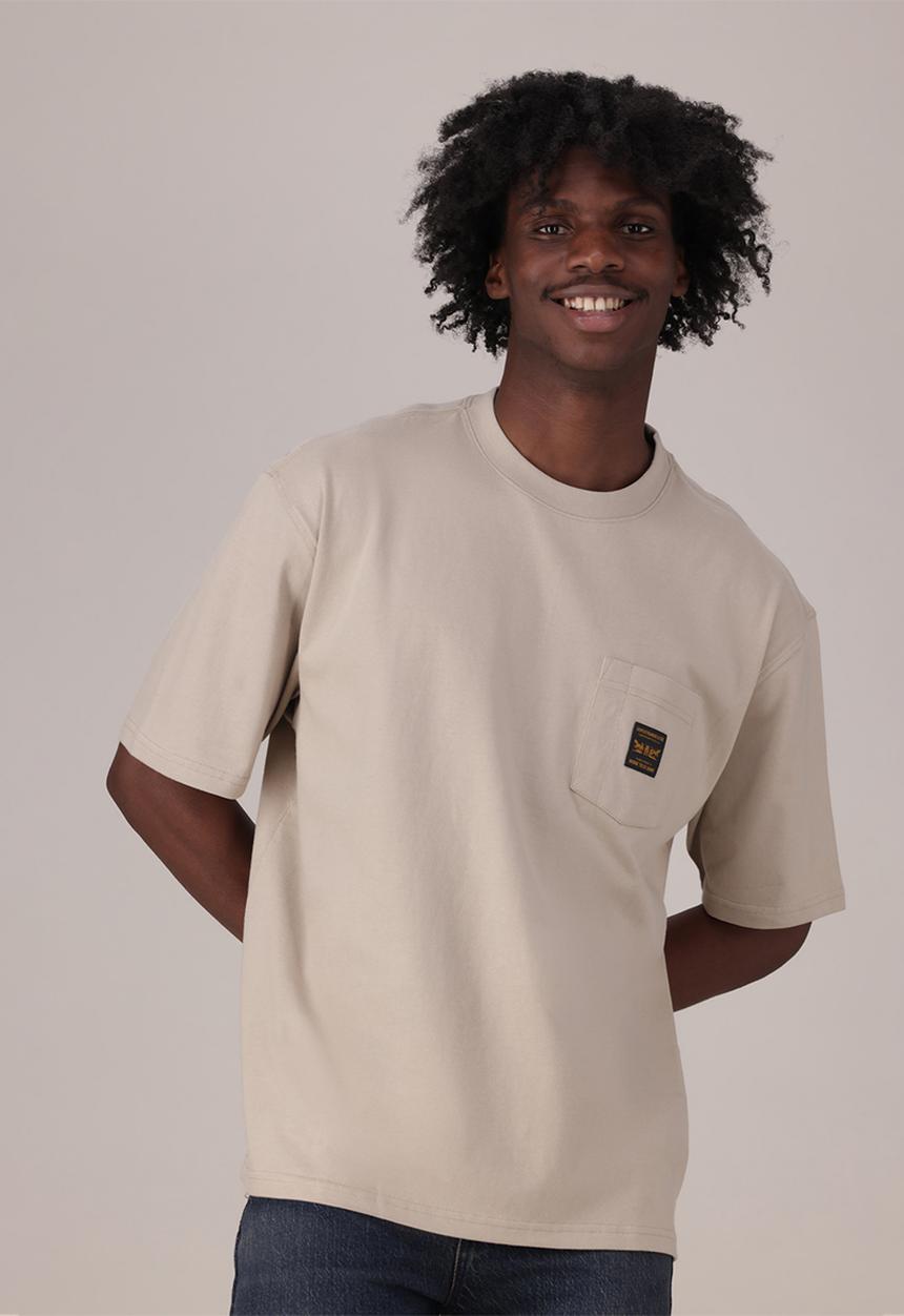 Levi’s® - SS WORKWEAR PKT TEE ZA - Trench Coat