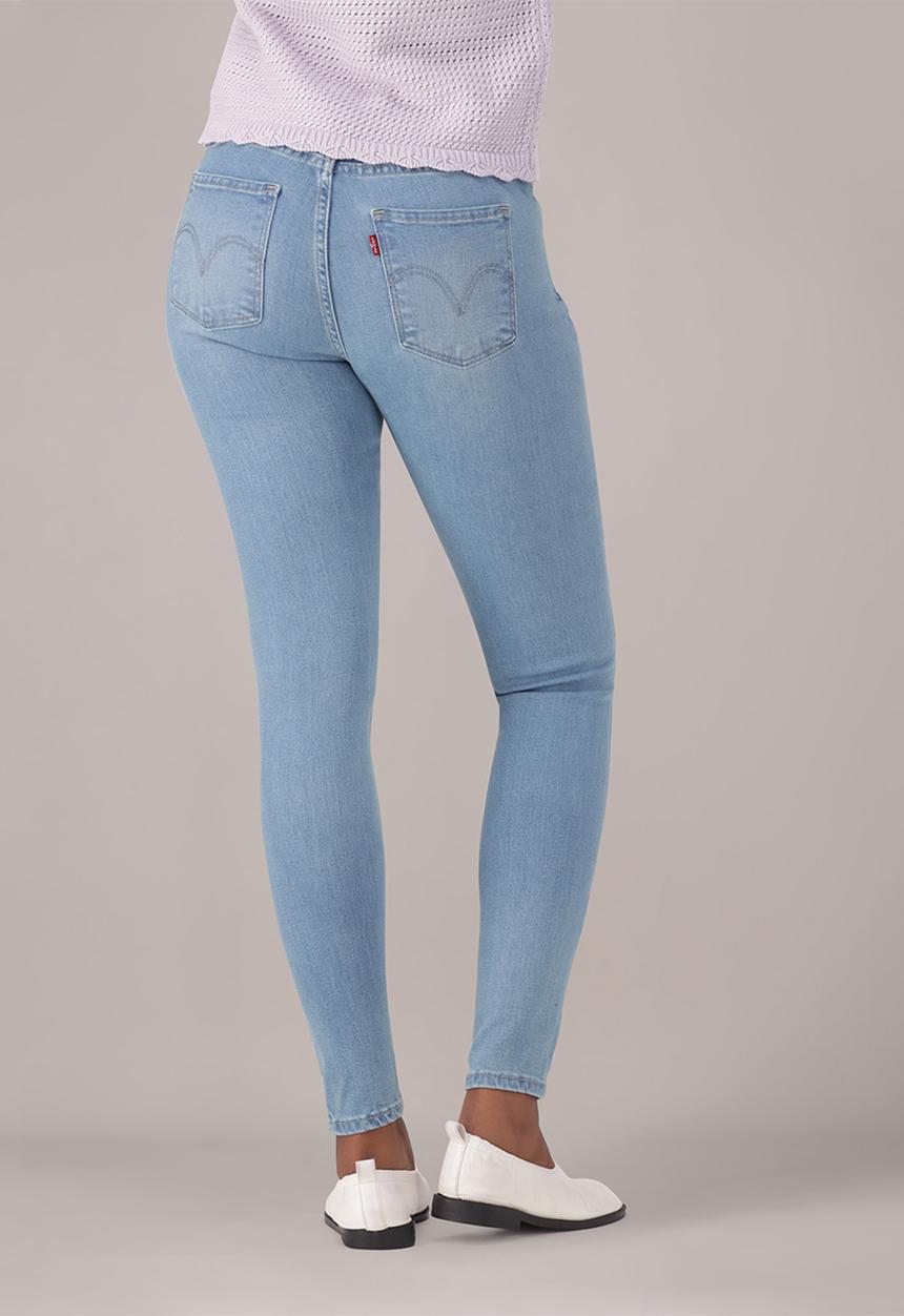 Levi’s® - Curvy Super Skinny - Eternal Indigo Light