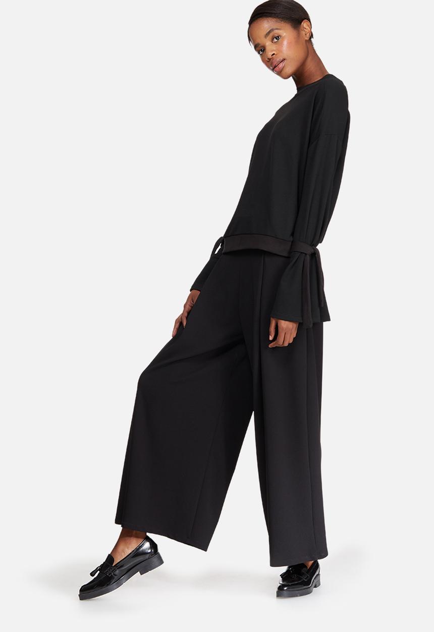 Vero Moda - Sleeve knot sweat