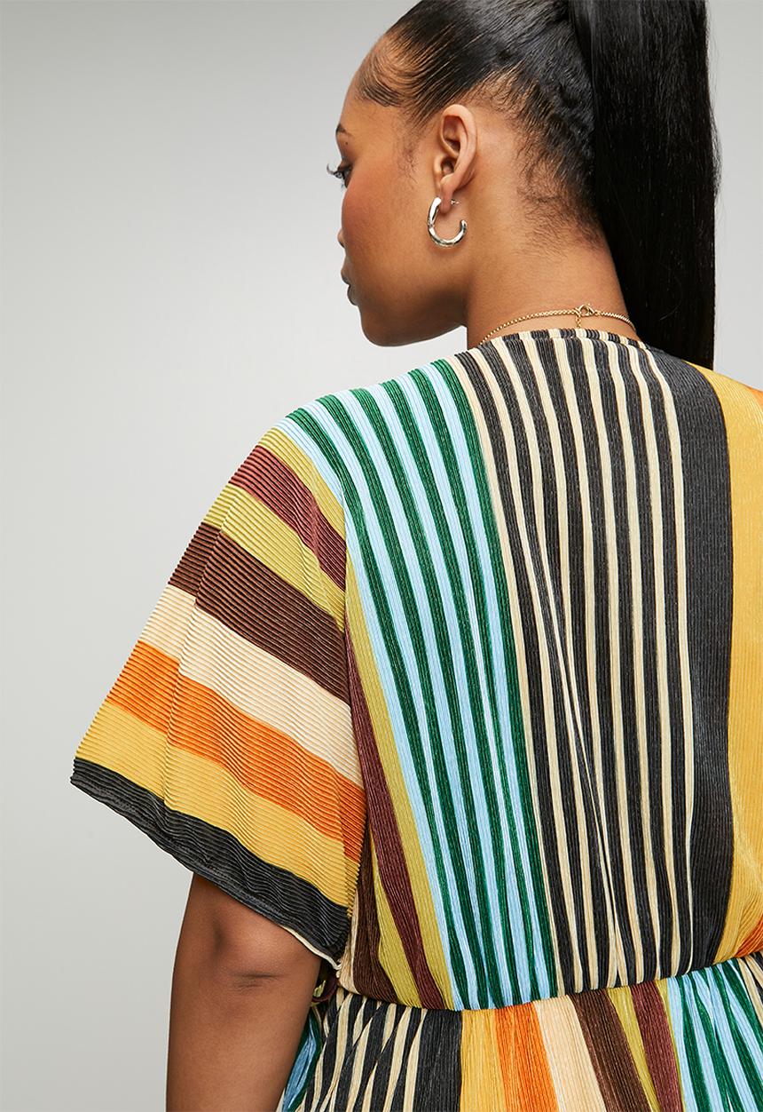 Me&B - Plus Plisse Joy Kaftan Sleeve Dress - Multistripe