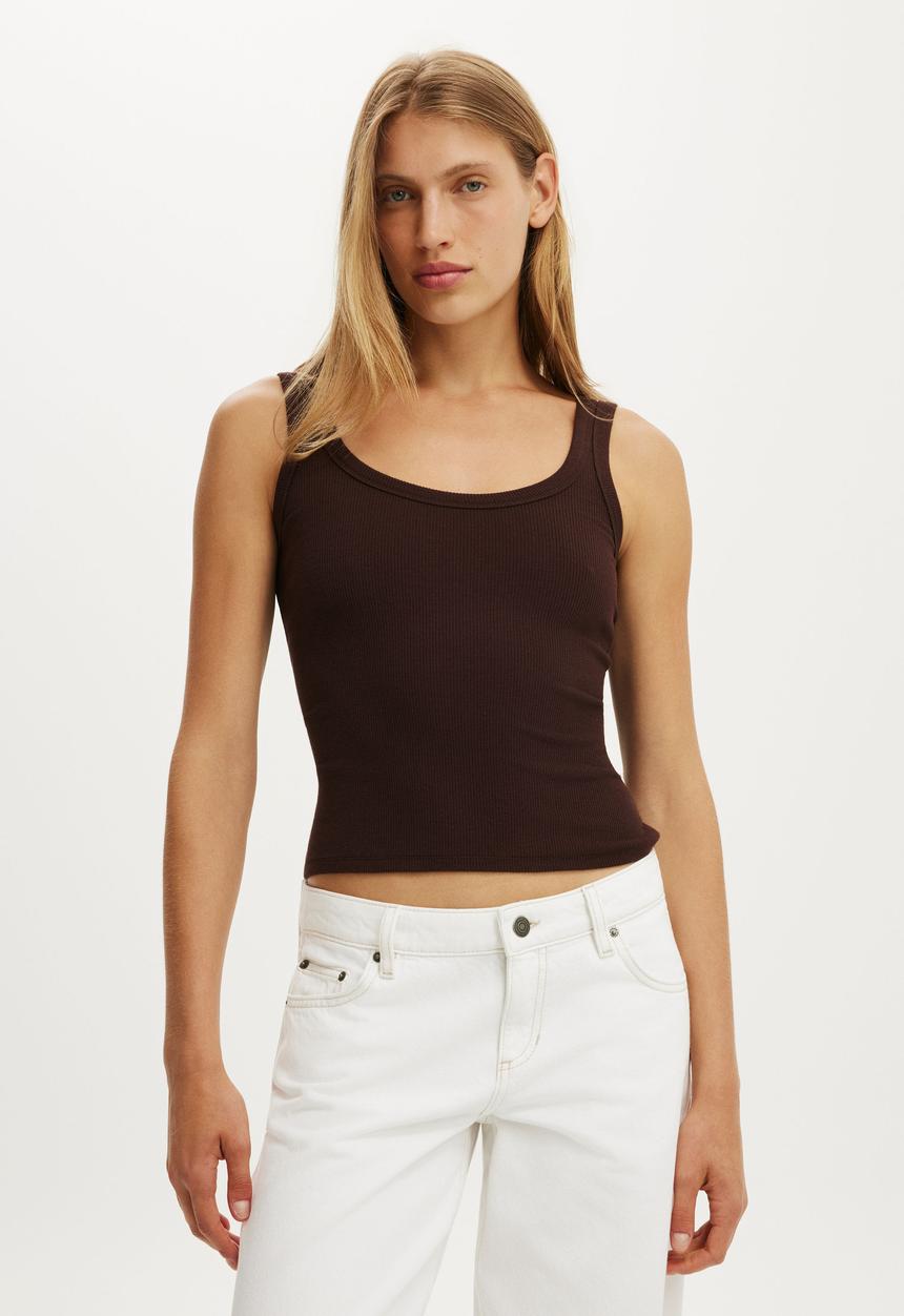 Cotton On - Blake Rib Scoop Tank - Dark Oak