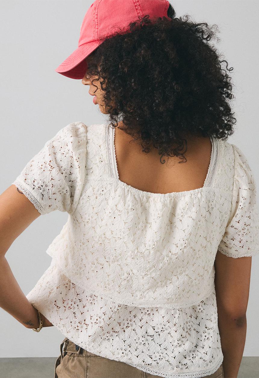 Levi’s® - Dom Short sleeve Lace Blouse - Egret Lace