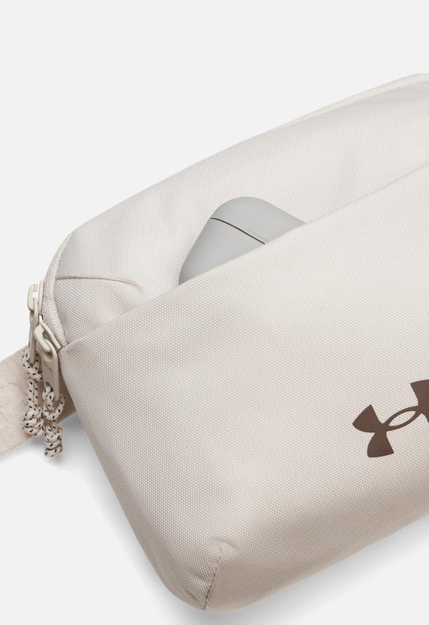 Under Armour - Essential Waistbag - Vanilla