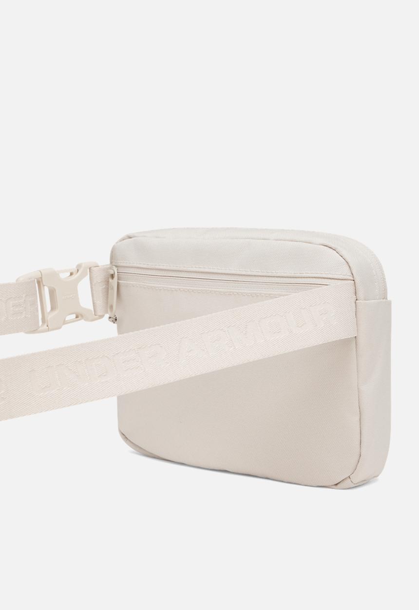 Under Armour - Essential Waistbag - Vanilla