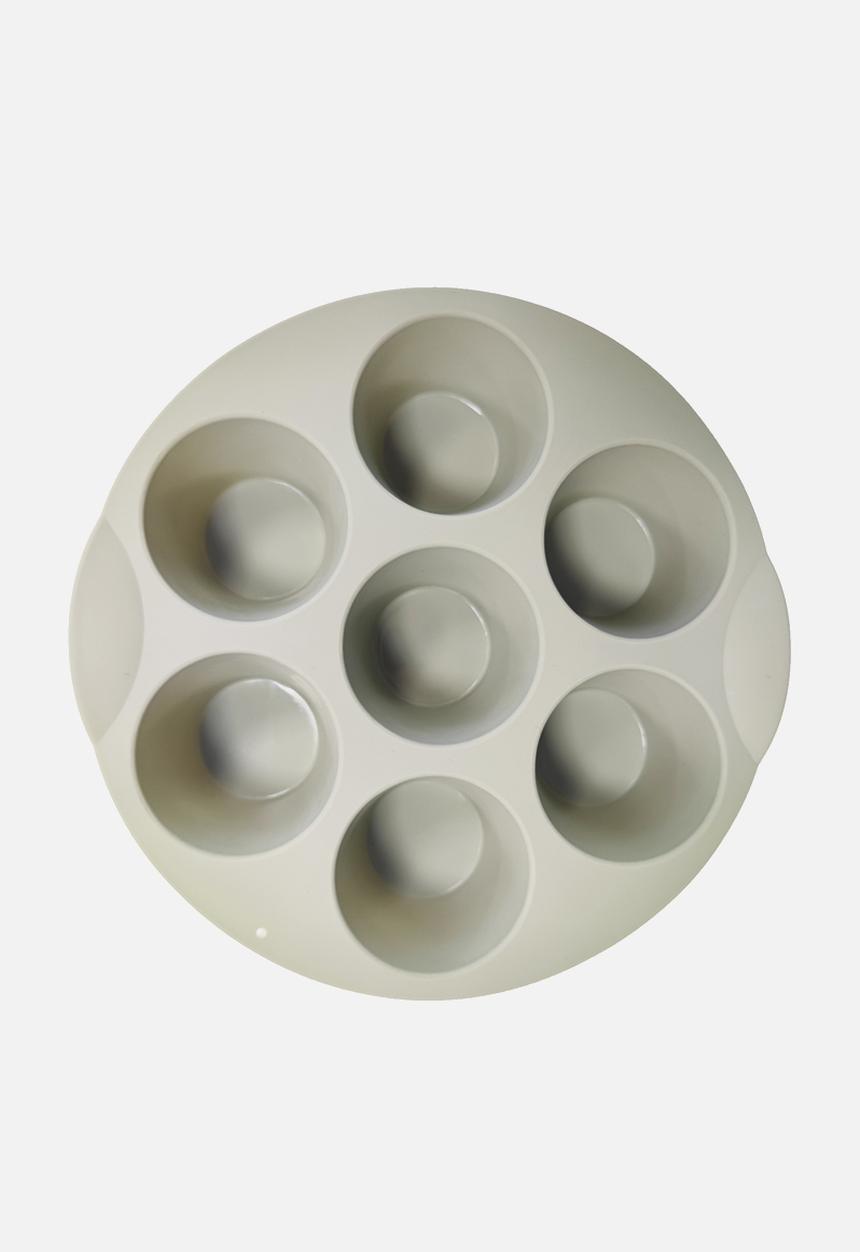 Home Classix - Home Classix Silicone 7-Round Cupcake tray - medium green