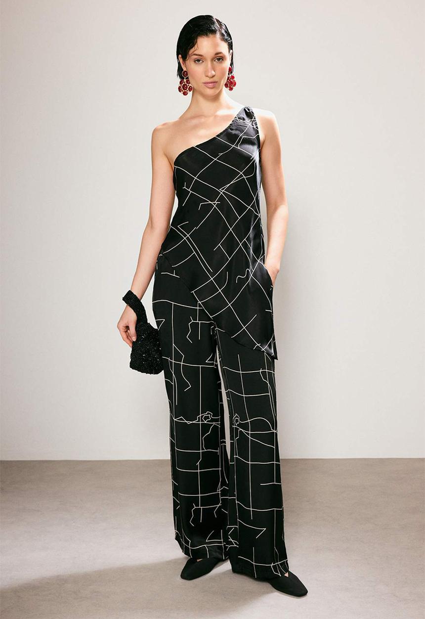 Trendyol - Asymmetric Patterned Satin Blouse - Black