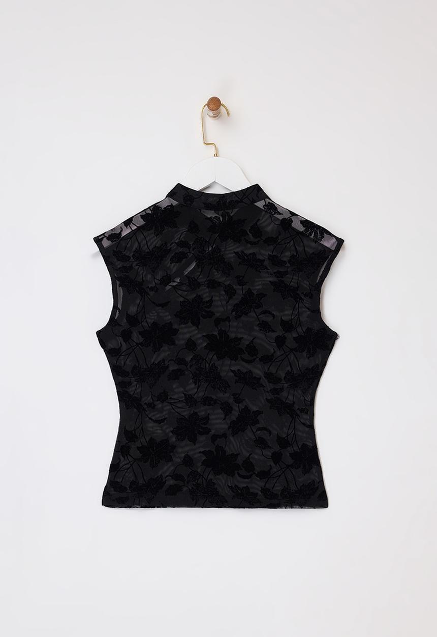Trendyol - Floral Flocked Lace Button-Up Blouse - Black