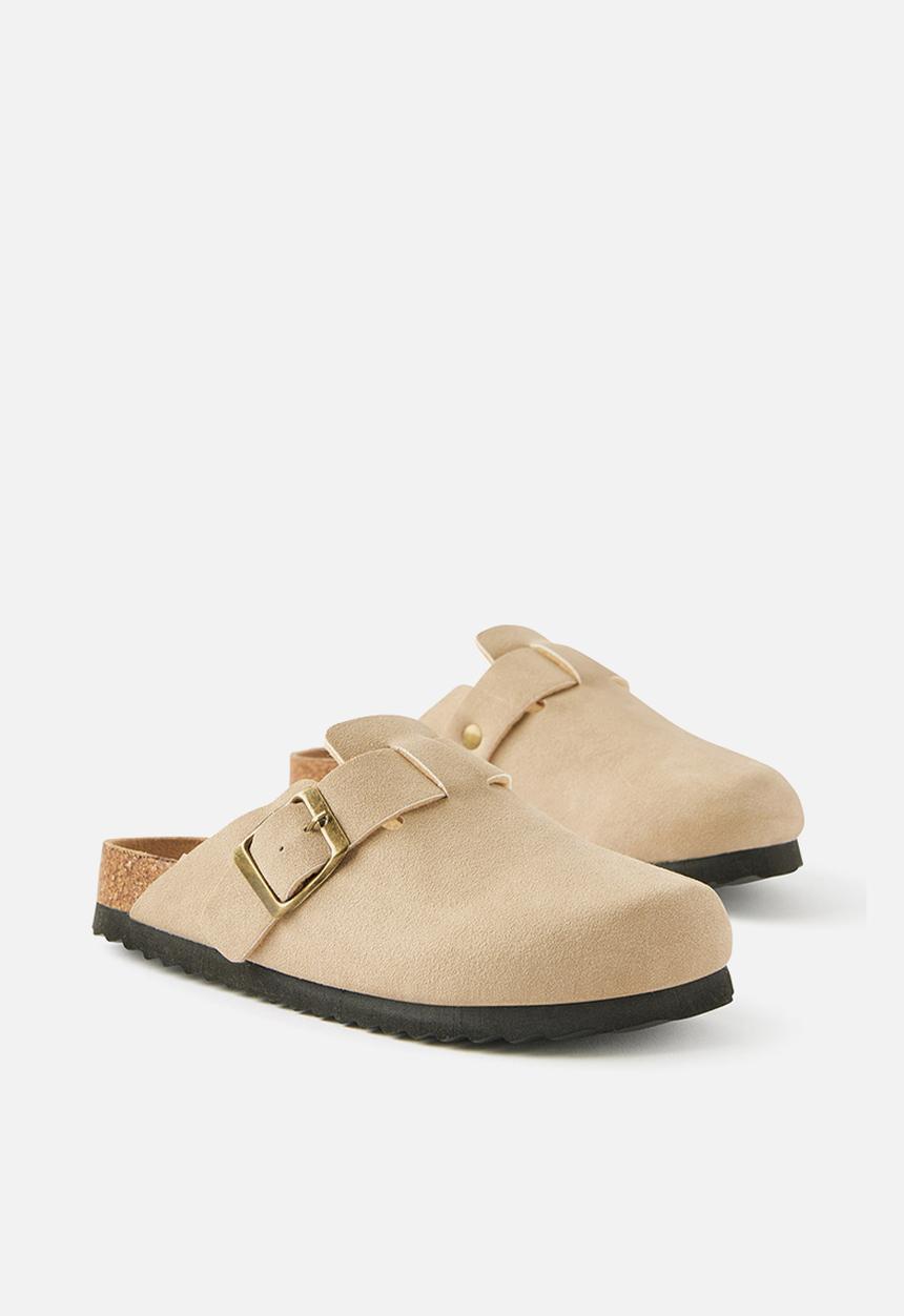 Cotton On - Kids Buckle Slide - Semolina