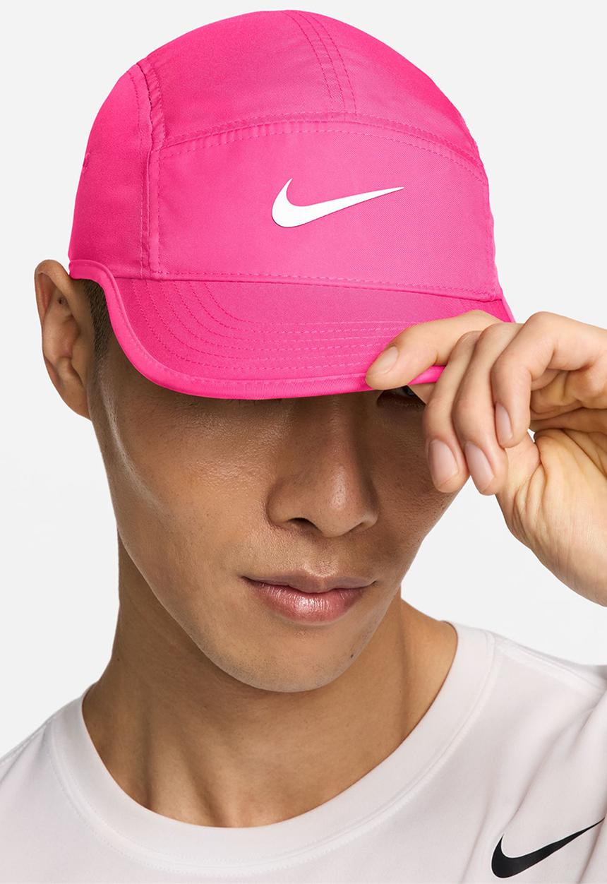 Nike - Dri-FIT swoosh cap - hyper pink