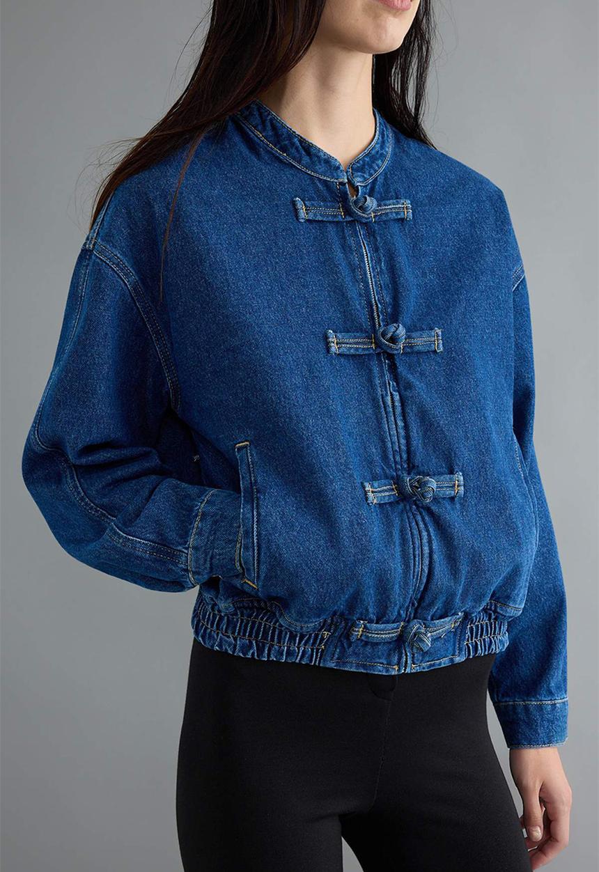Trendyol - Button and Elastic Waist Denim Jacket - Blue