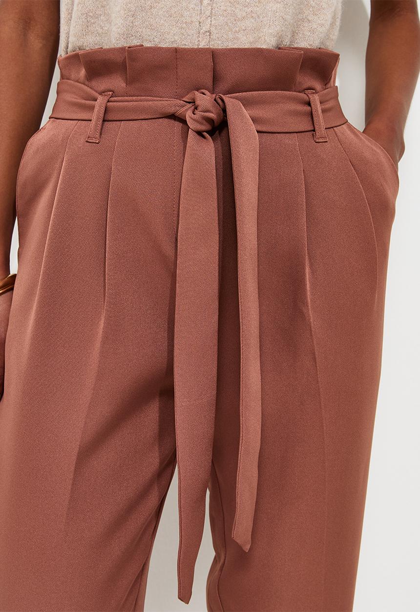 New Look - Pippa Paperbag Trousers - Shaved Chocolate