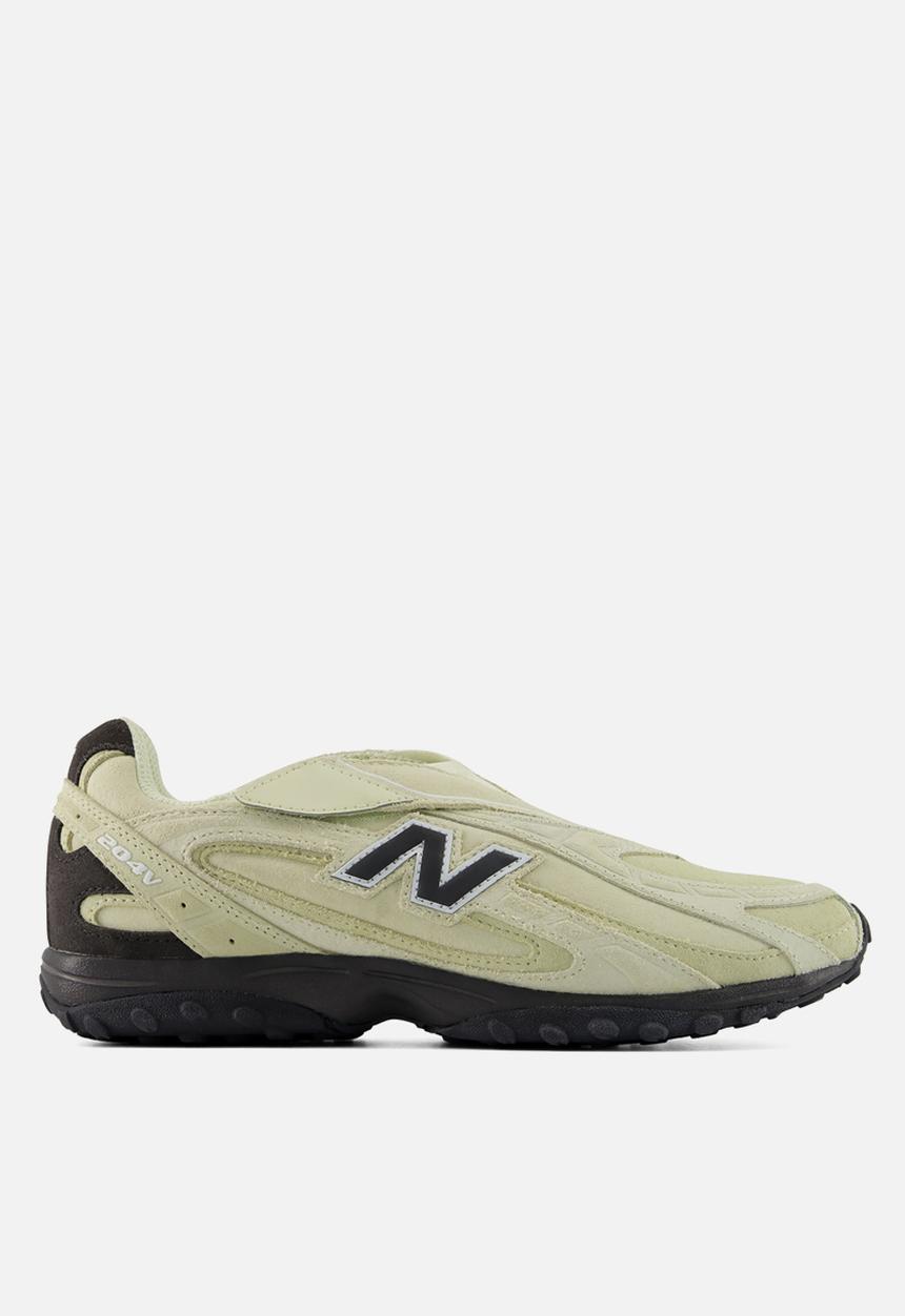 New Balance  - 204V - light brown