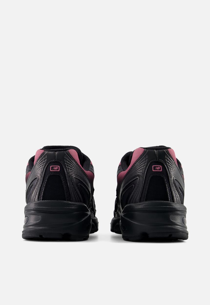 New Balance  - 740 - black