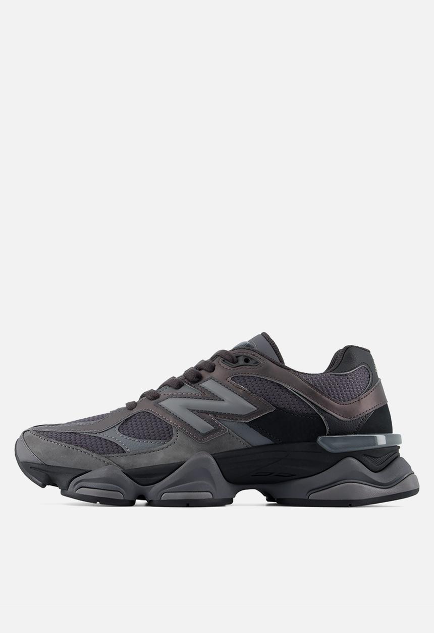 New Balance  - 9060