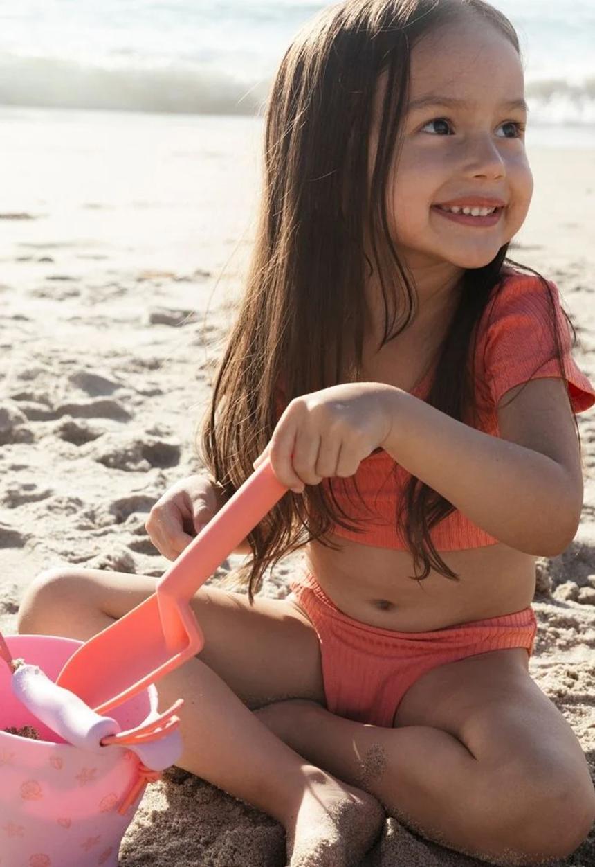 Swim Essentials - Silicone Beach Toy Set - Shell Tastic