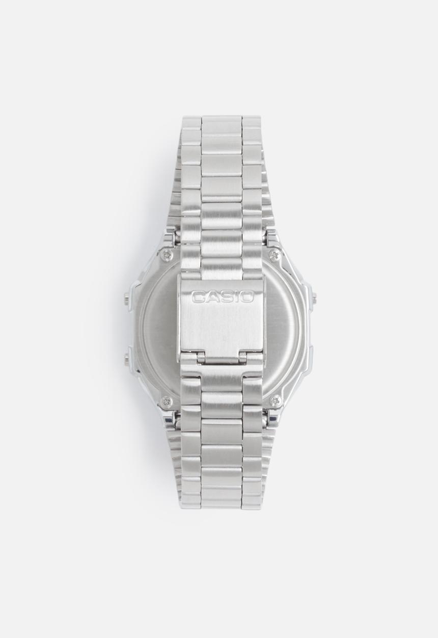 Casio - Digital wrist watch