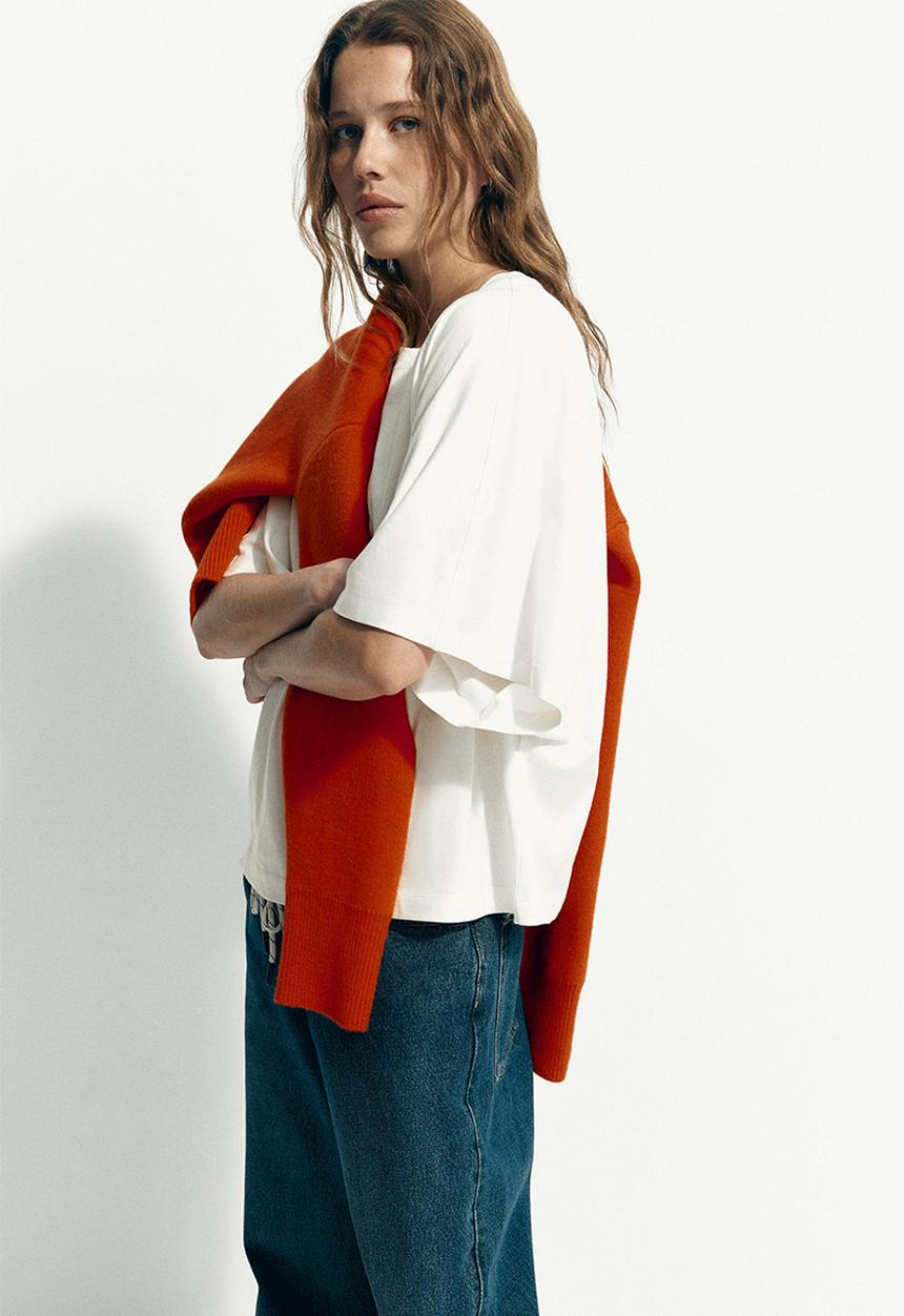 H&M - Batwing-sleeved t-shirt - ivory