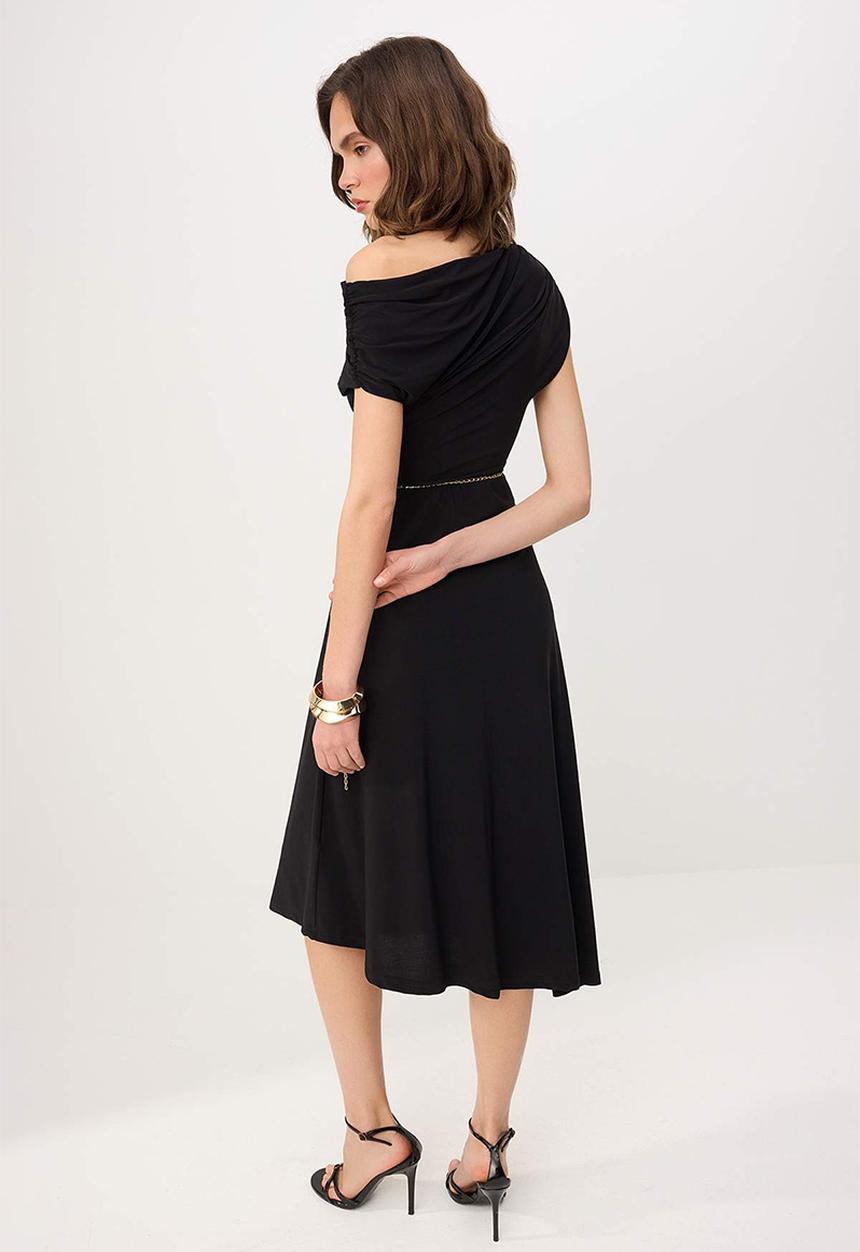 Trendyol - Off-Shoulder Party Dress with Chain Belt - Black