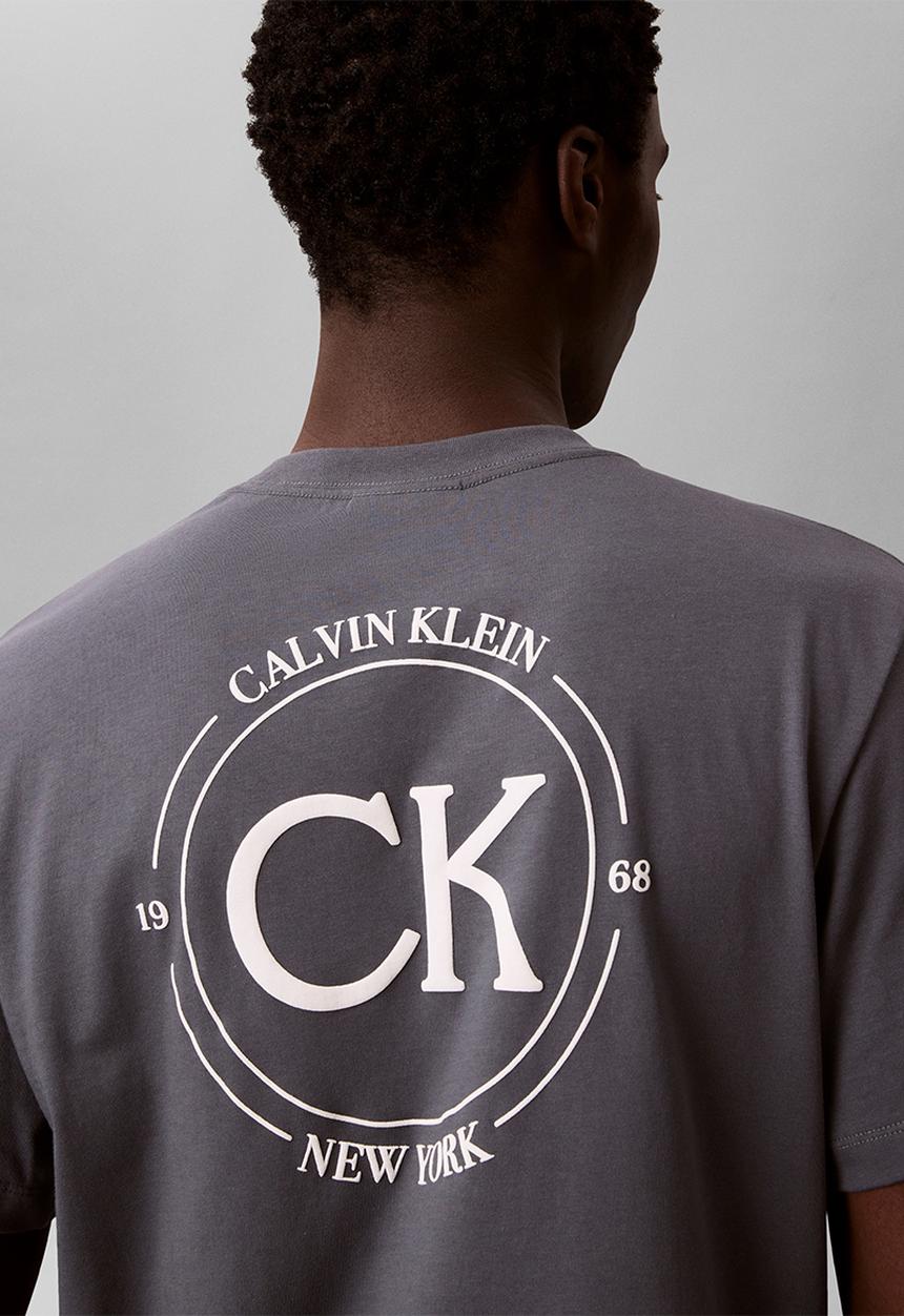 Calvin Klein - Circular CK Logo T-Shirt - Turbulence