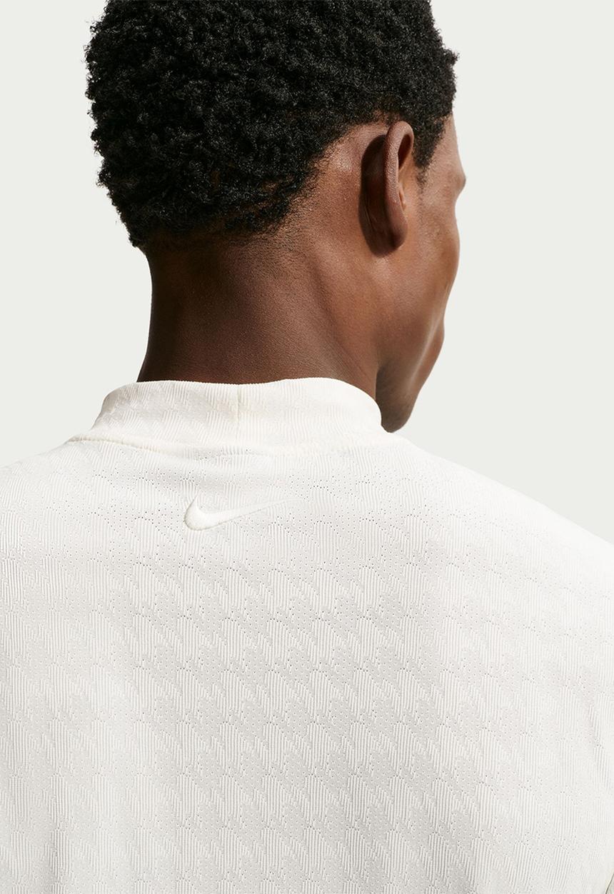 Nike - Club Rules Men's Aero-FIT Mock-Neck Top - Sail/Sail