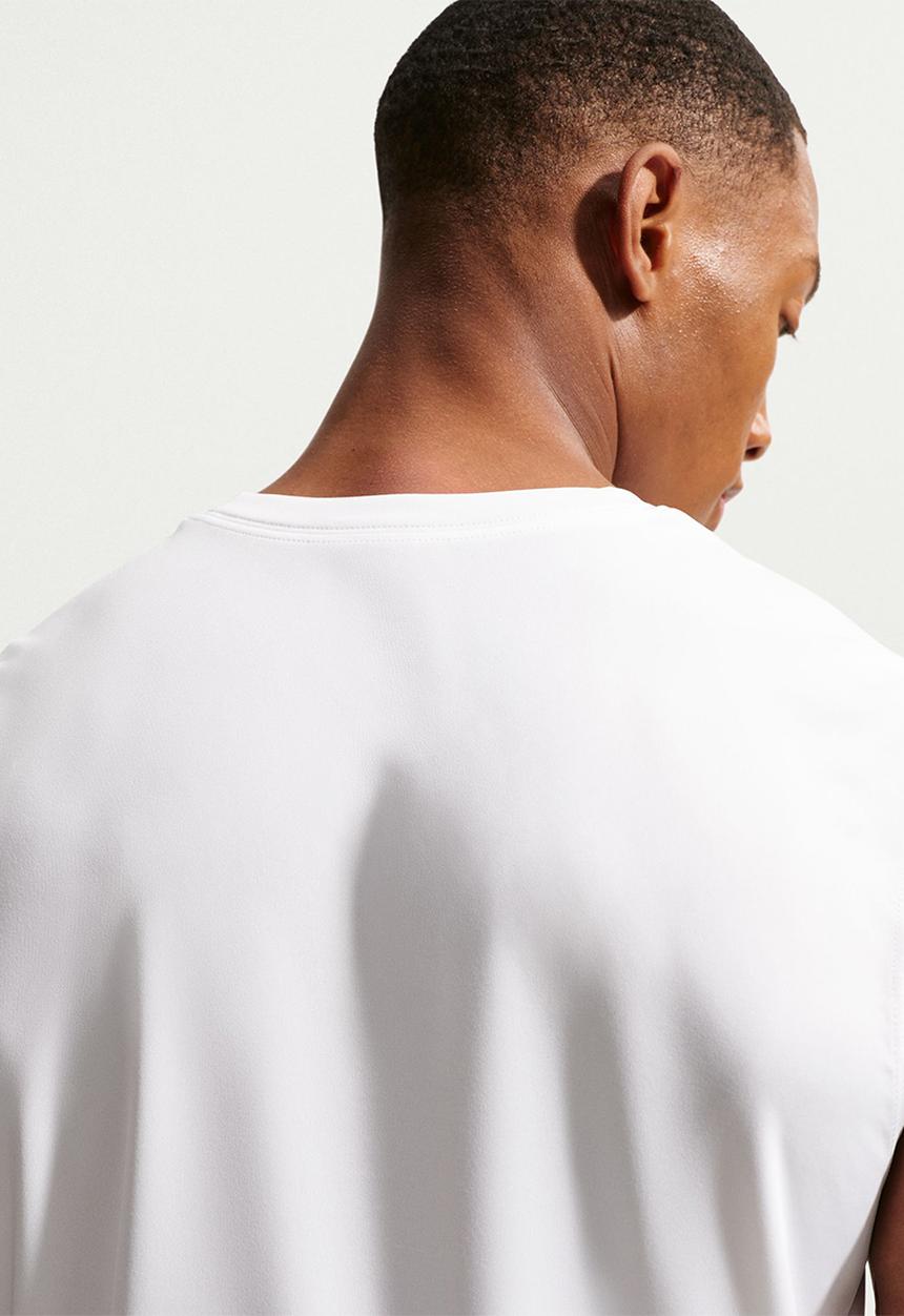 Nike - Dri-FIT Sleeveless Flex Training Top - White/Black