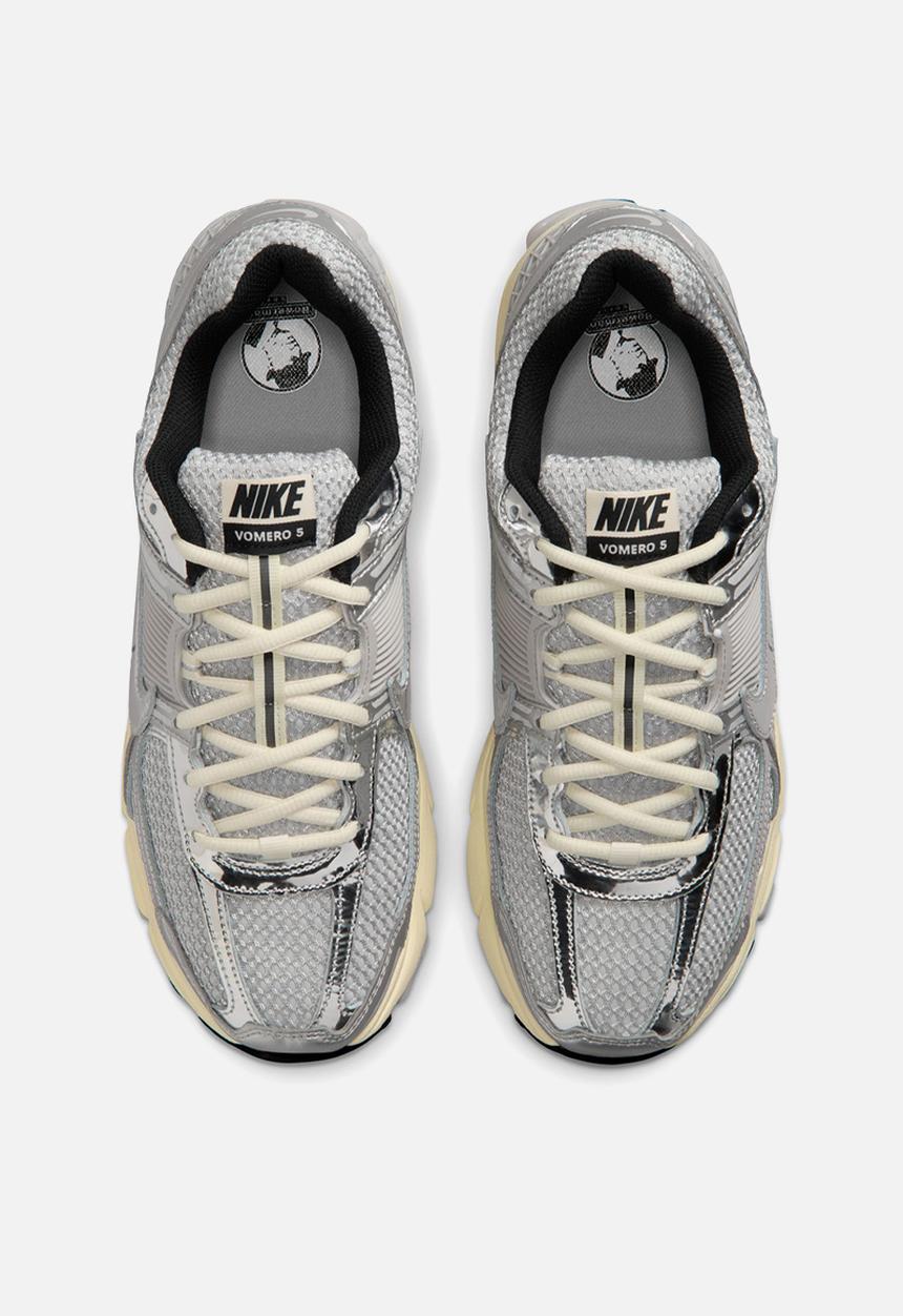 Nike - Nike Zoom Vomero 5