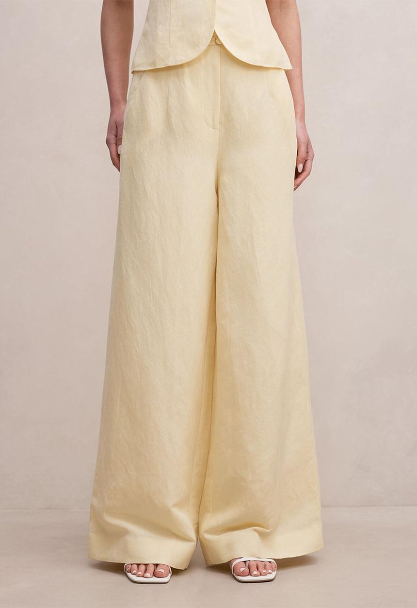 Forever New - Matilda linen blend wide leg pants in butter yellow set