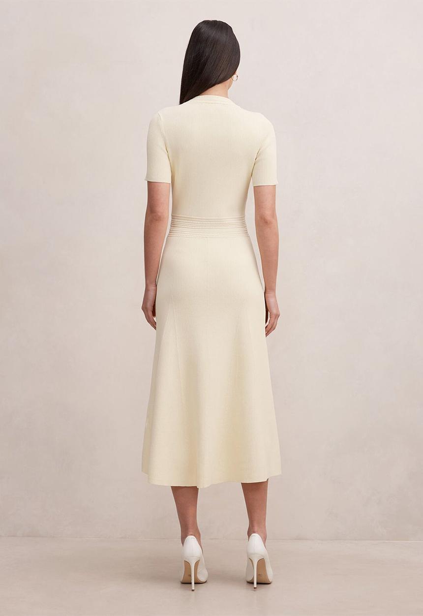 Forever New - Niki v-neck stitch knit dress in lemon yellow