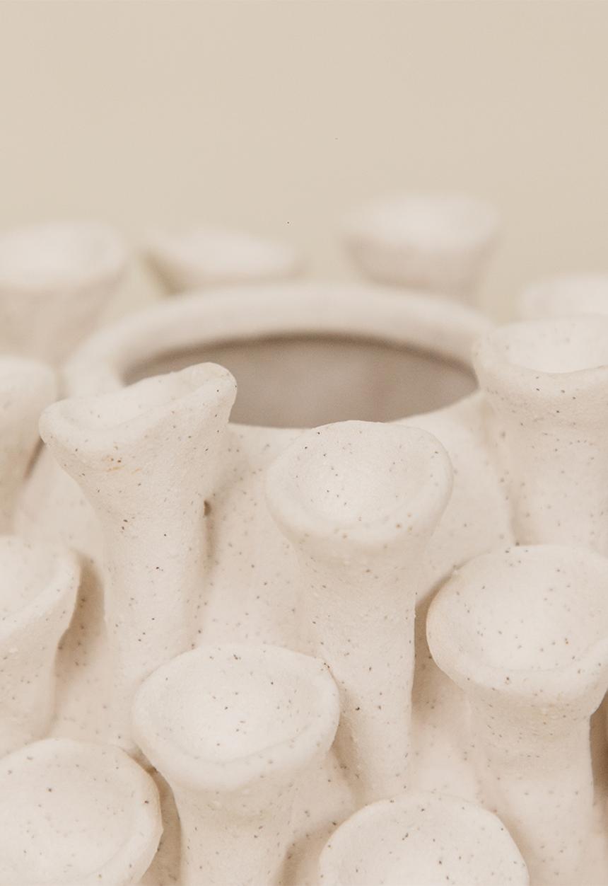 Noha - Kora Vase Small - White