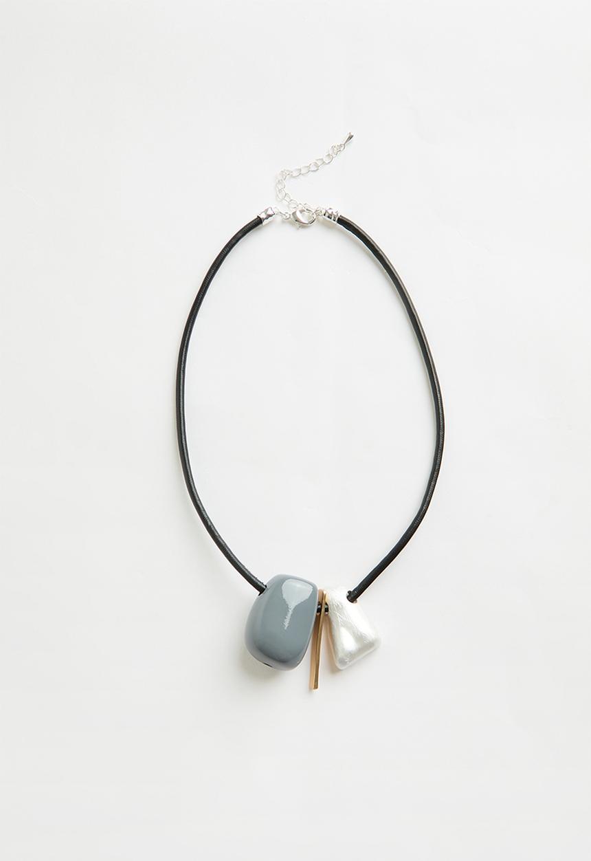 Tessa Design - Lumière Sculptural Pendant Cord Necklace - Multi