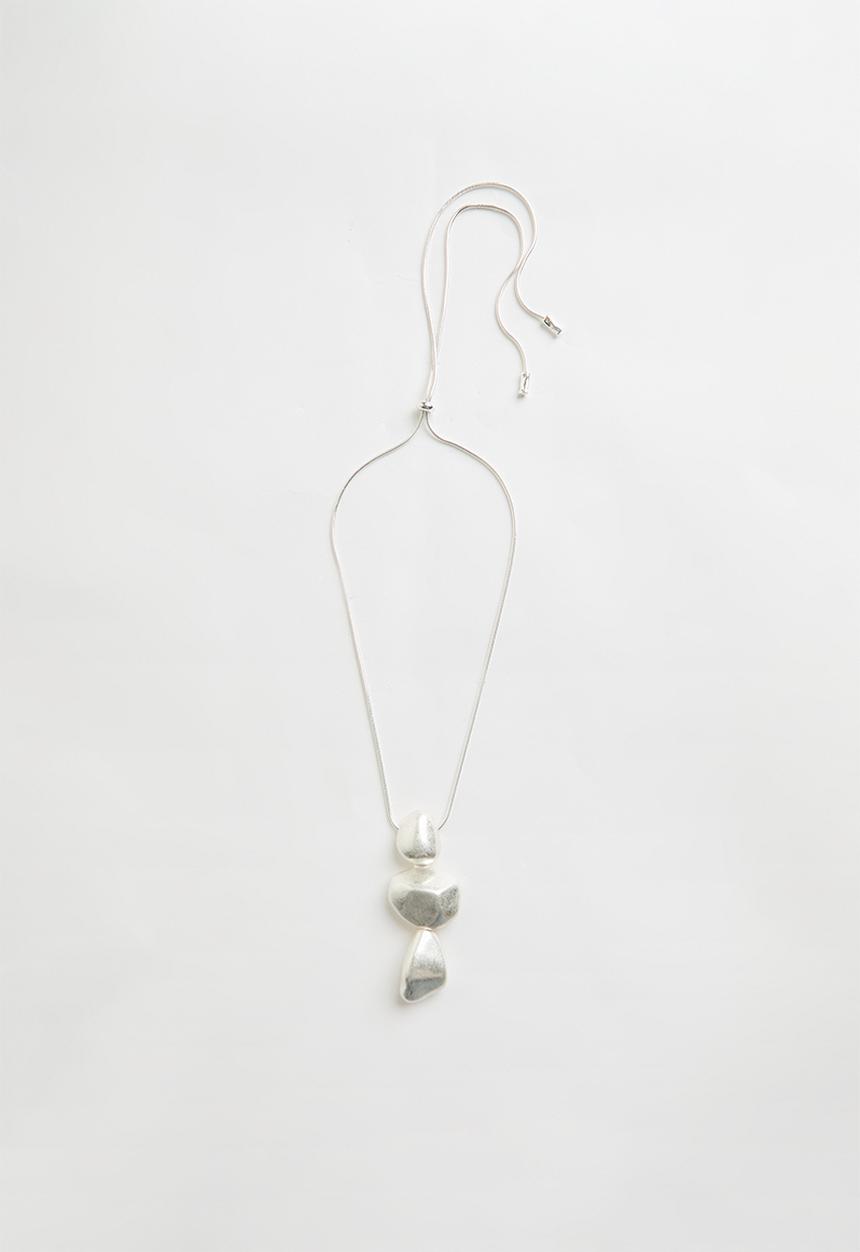 Tessa Design - Pia-Rose Abstract Metal Pendant Necklace - Silver