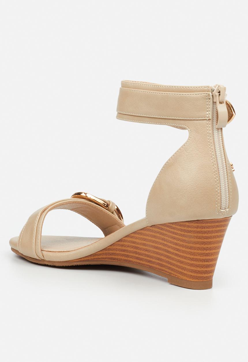 Butterfly Feet - Shani 16 wedge heel - beige