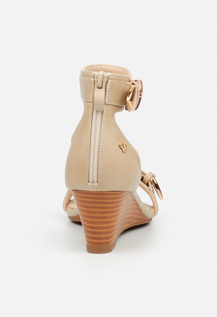 Butterfly Feet - Shani 16 wedge heel - beige