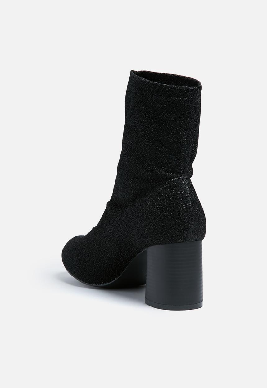 Truffle - Triny - Black