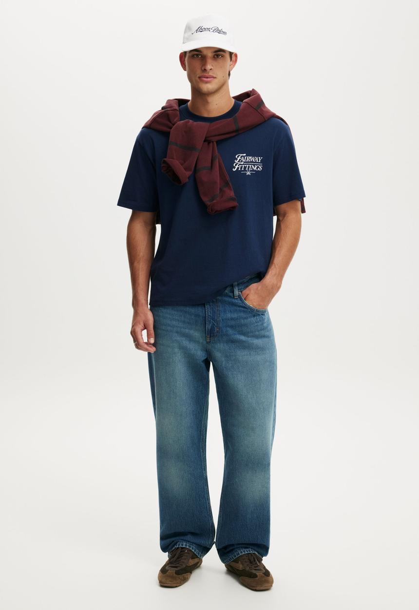 Cotton On - Everyday Fit Graphic T-Shirt-Indigo / Fairway Fittings