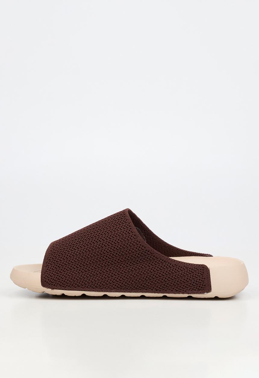Butterfly Feet - Falken 1 slide - chocolate