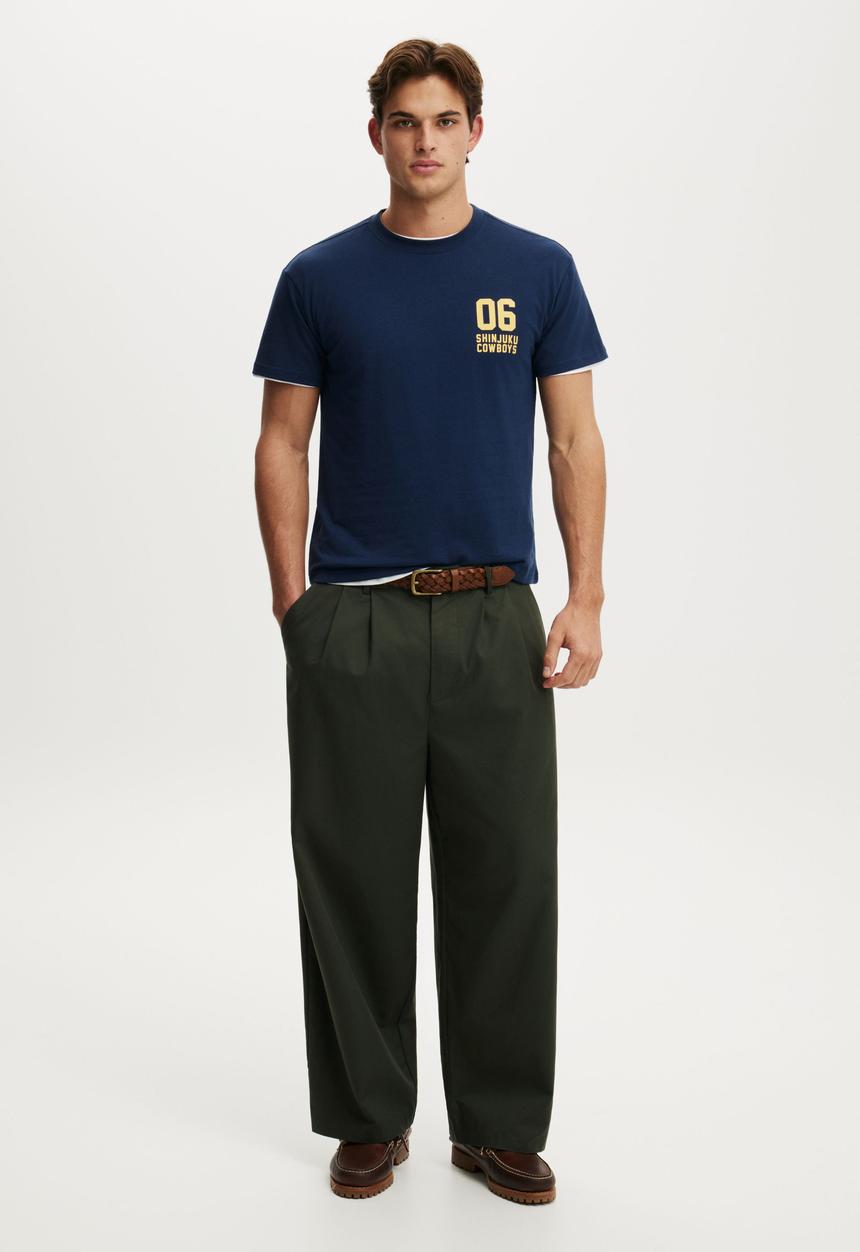 Cotton On - Fitted Graphic T-Shirt-Indigo / Shinjuku